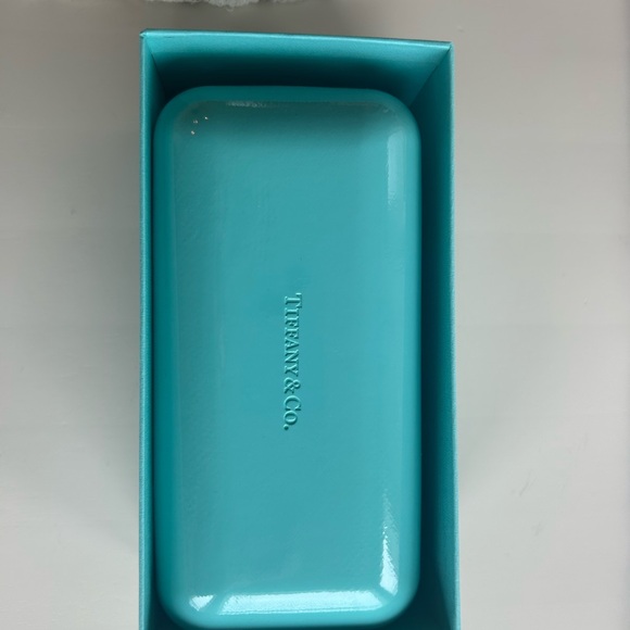 Brand new Tiffany and co aviator sunglasses 💯 - Picture 7 of 8